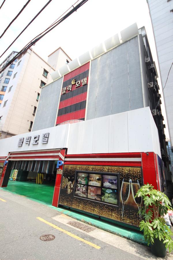 Click 21 Motell Busan Exteriör bild